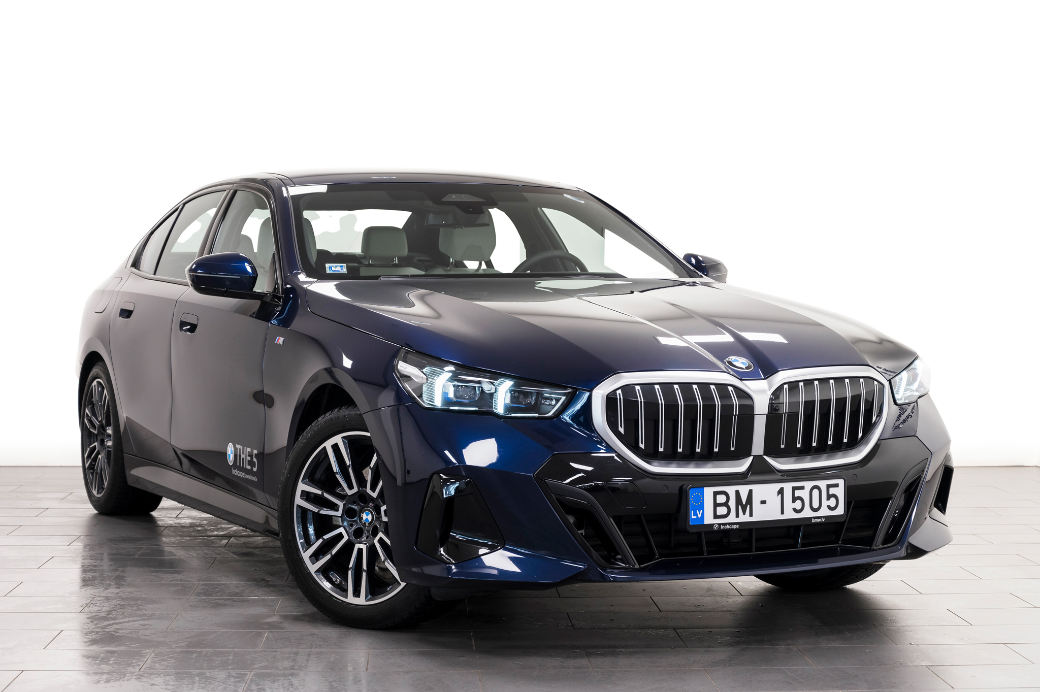 BMW 5-series Sedan 2023
